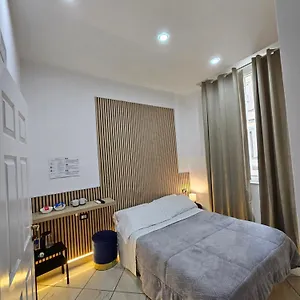 Room&jacuzzi Pensión